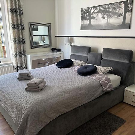Appartement Apartament Polanki Z Basenem Blisko Plazy à Kołobrzeg Extérieur photo