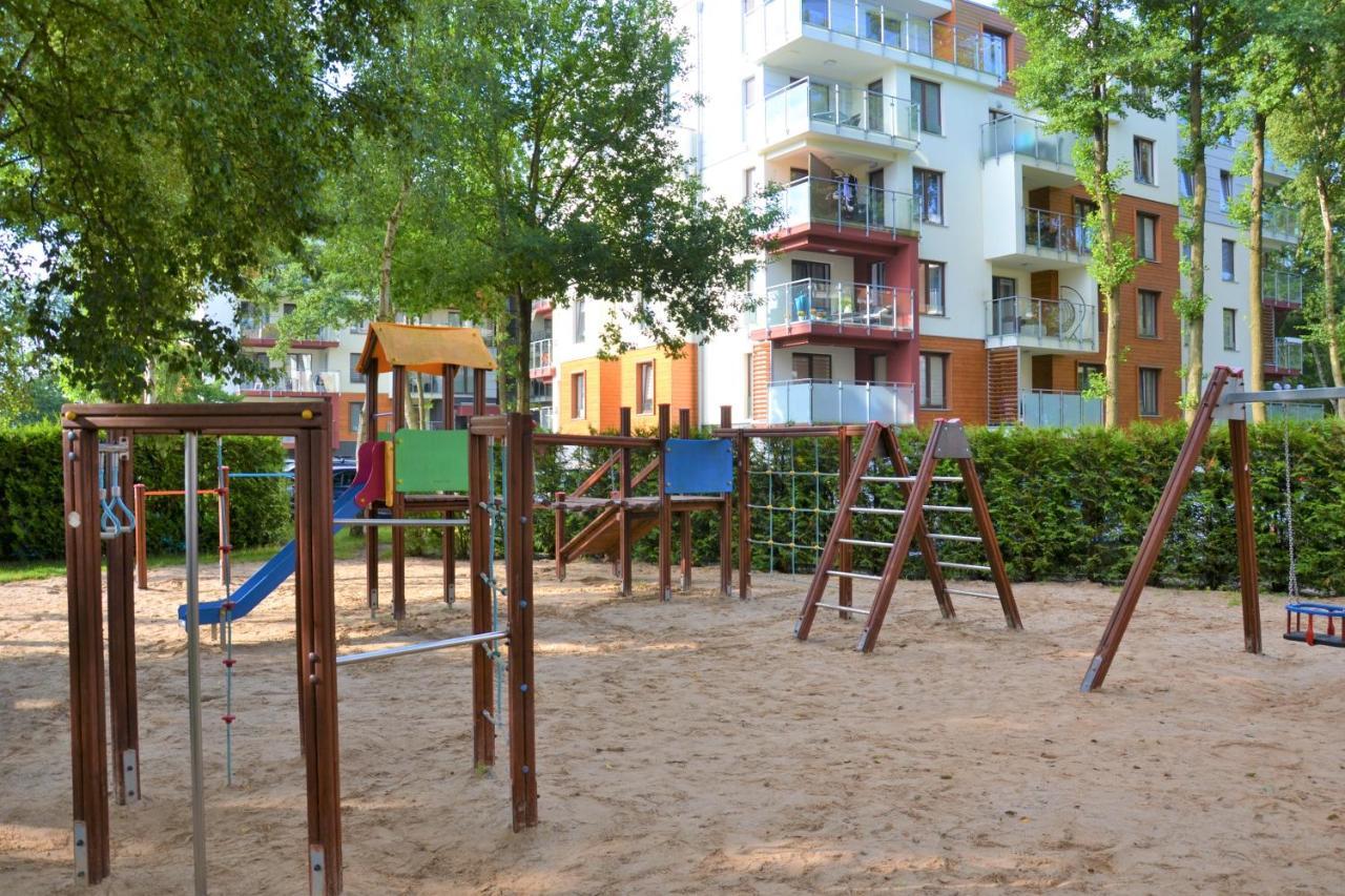 Appartement Apartament Polanki Z Basenem Blisko Plazy à Kołobrzeg Extérieur photo