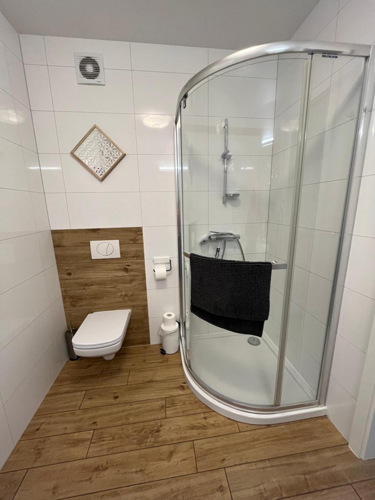 Appartement Apartament Polanki Z Basenem Blisko Plazy à Kołobrzeg Extérieur photo
