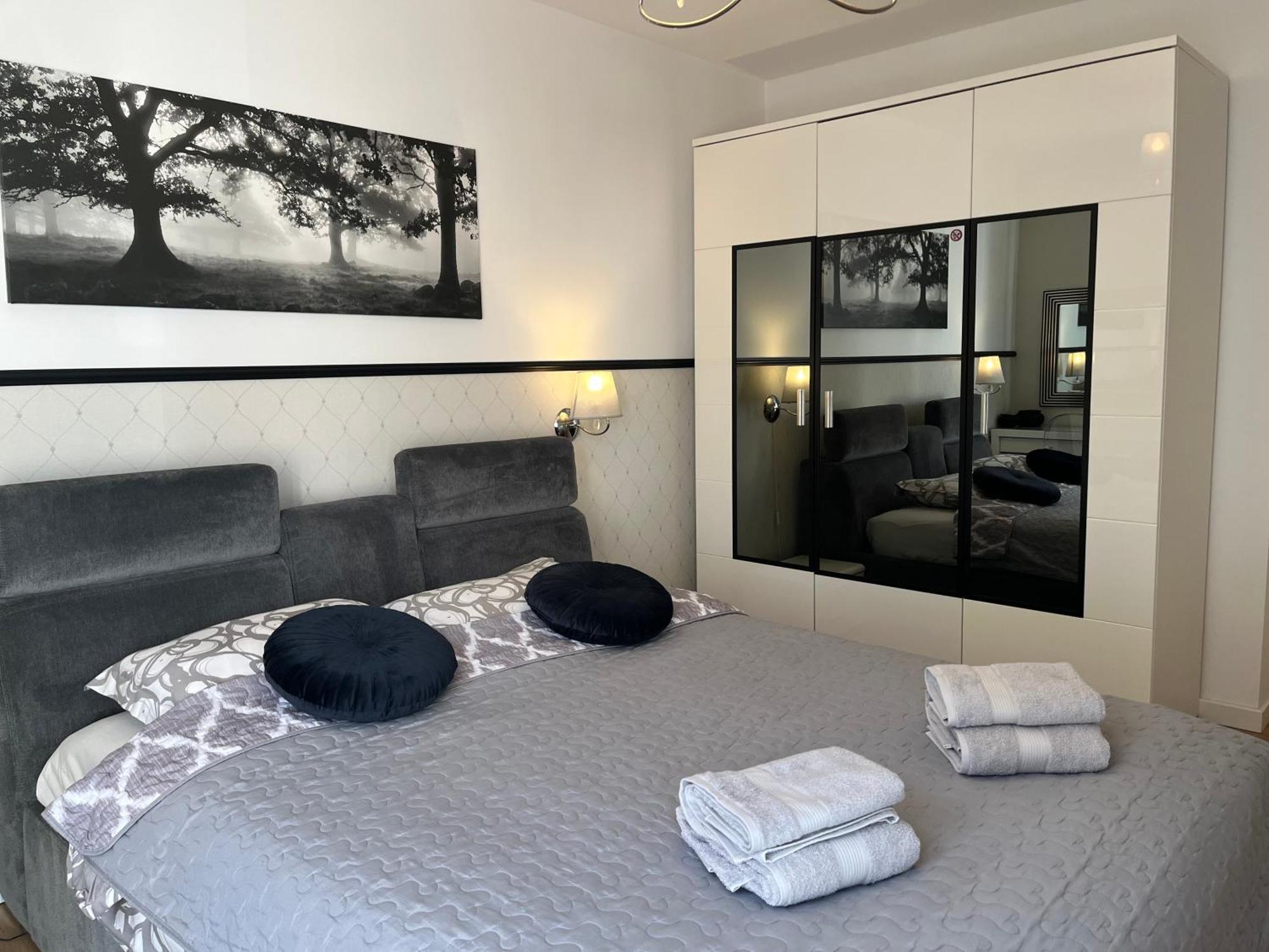 Appartement Apartament Polanki Z Basenem Blisko Plazy à Kołobrzeg Extérieur photo