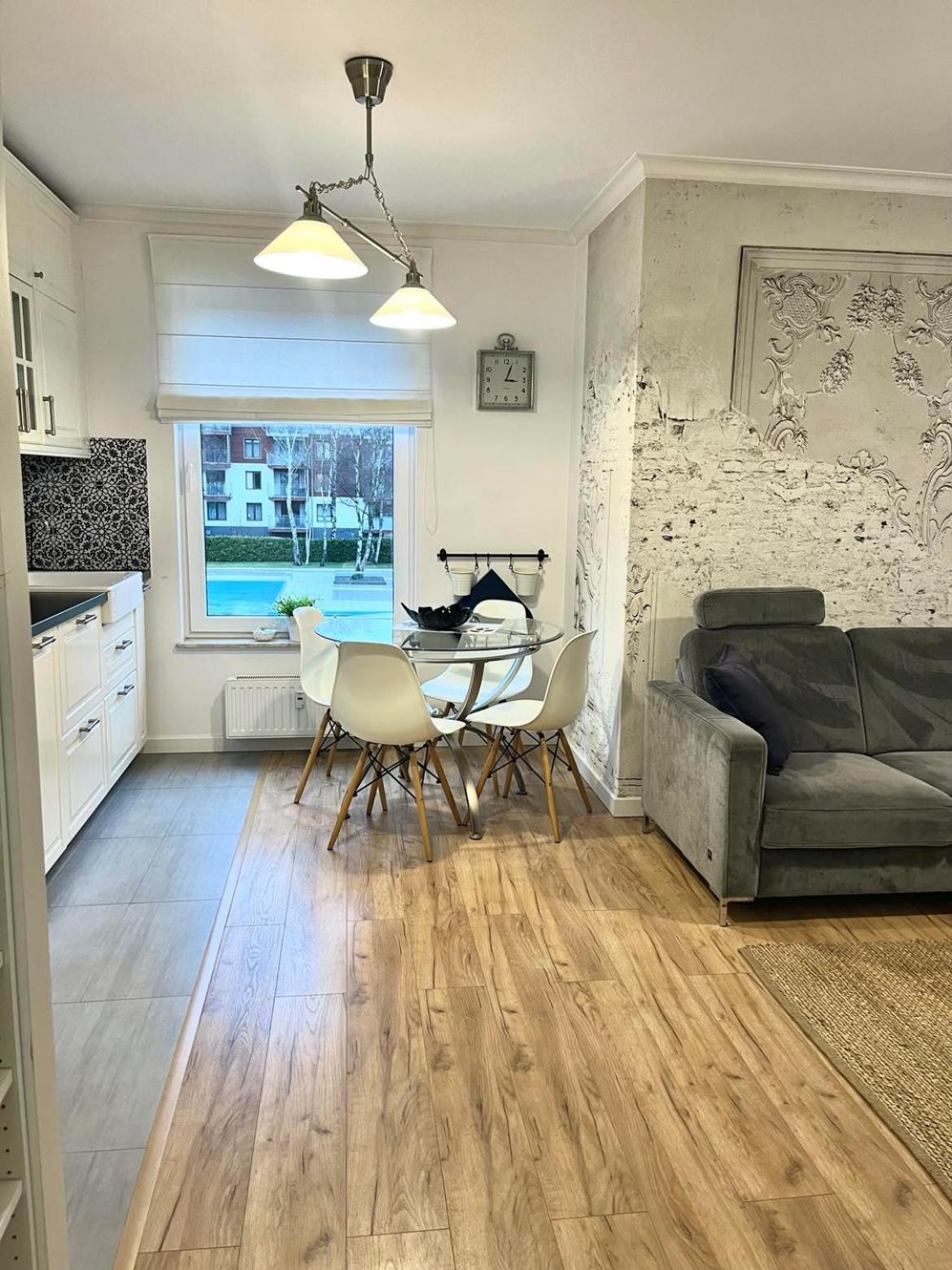 Appartement Apartament Polanki Z Basenem Blisko Plazy à Kołobrzeg Extérieur photo